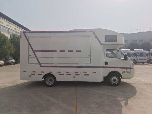 以车为家，以食为旅，解锁全场景自由生活